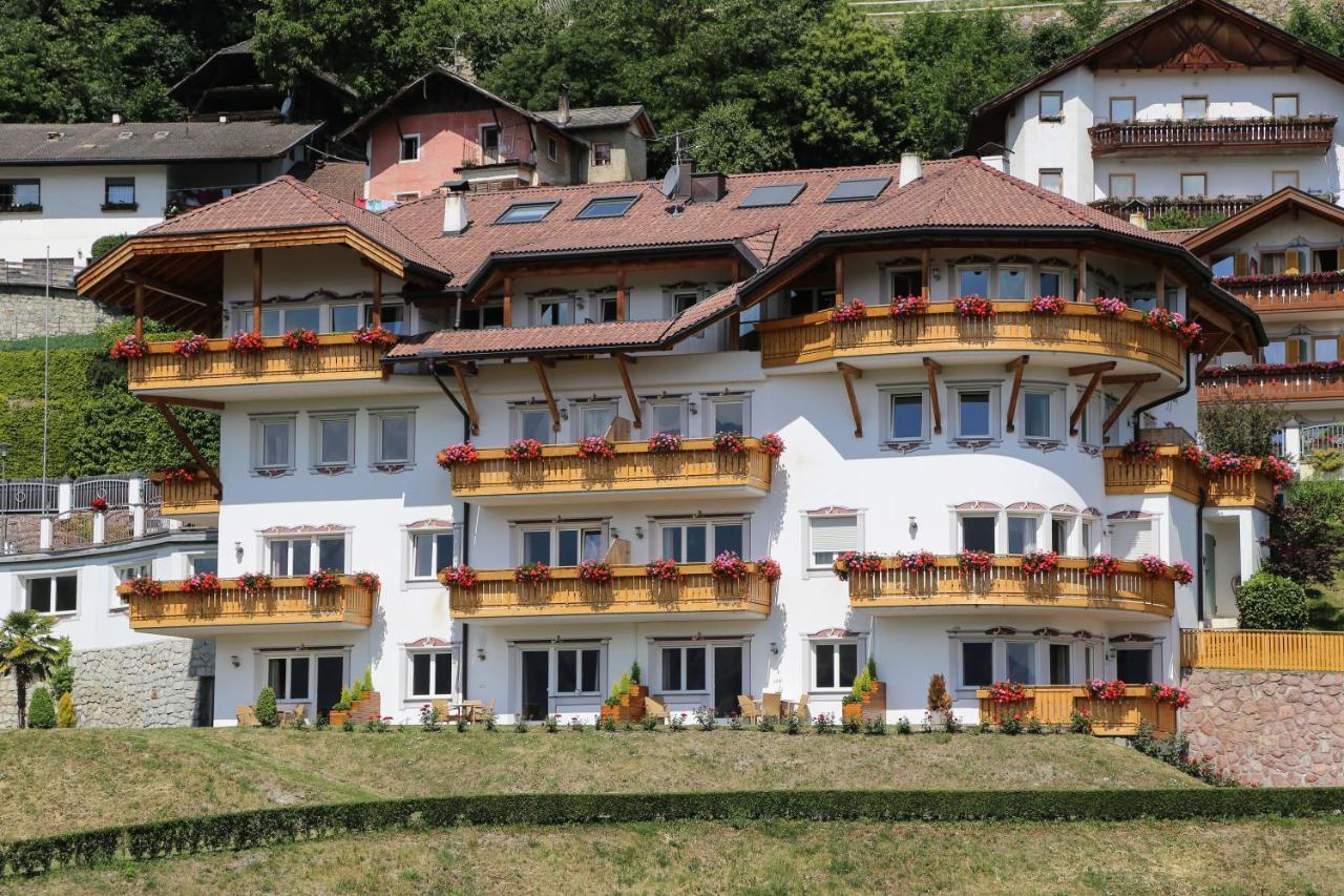 Hotel & Residence Egger Villandro Esterno foto